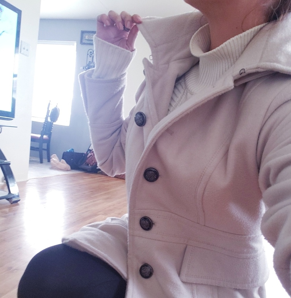 Jessica Simpson peacoat